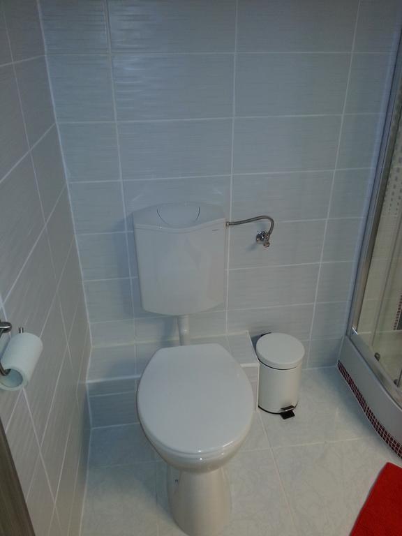 Downtown Apartment Miskolc Bagian luar foto